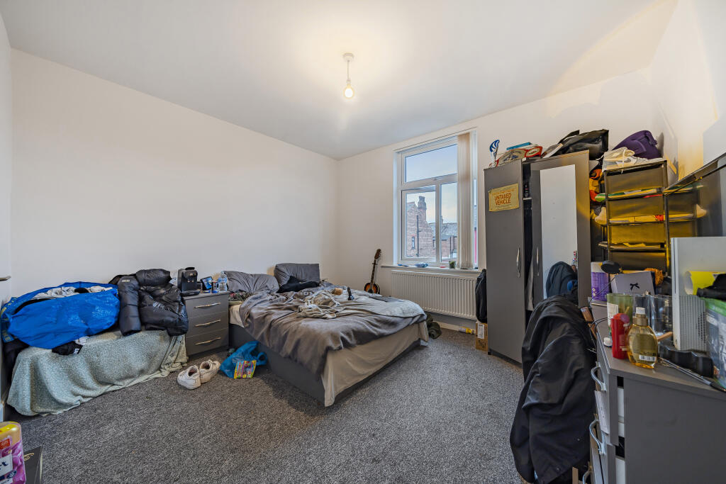 1 bedroom house share for rent