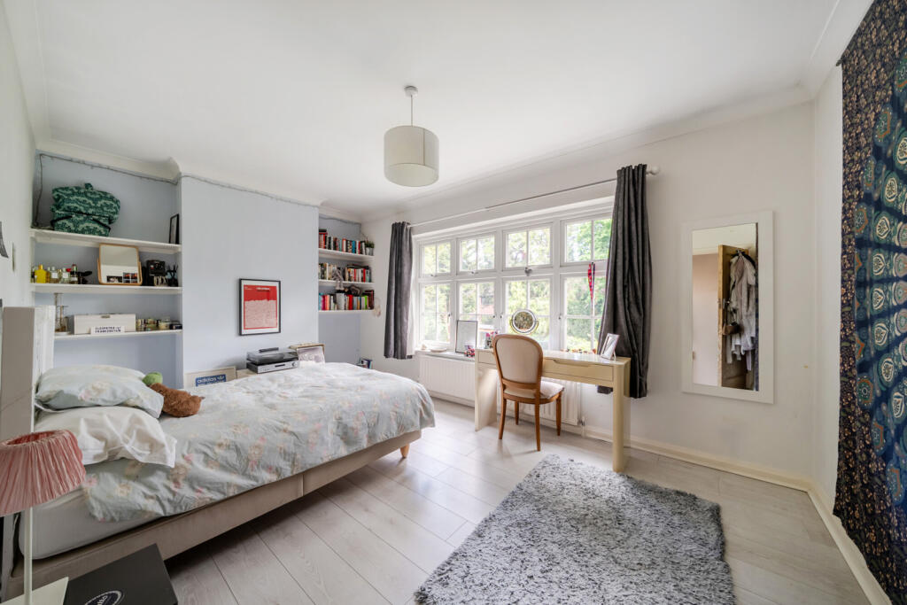 House in London - More