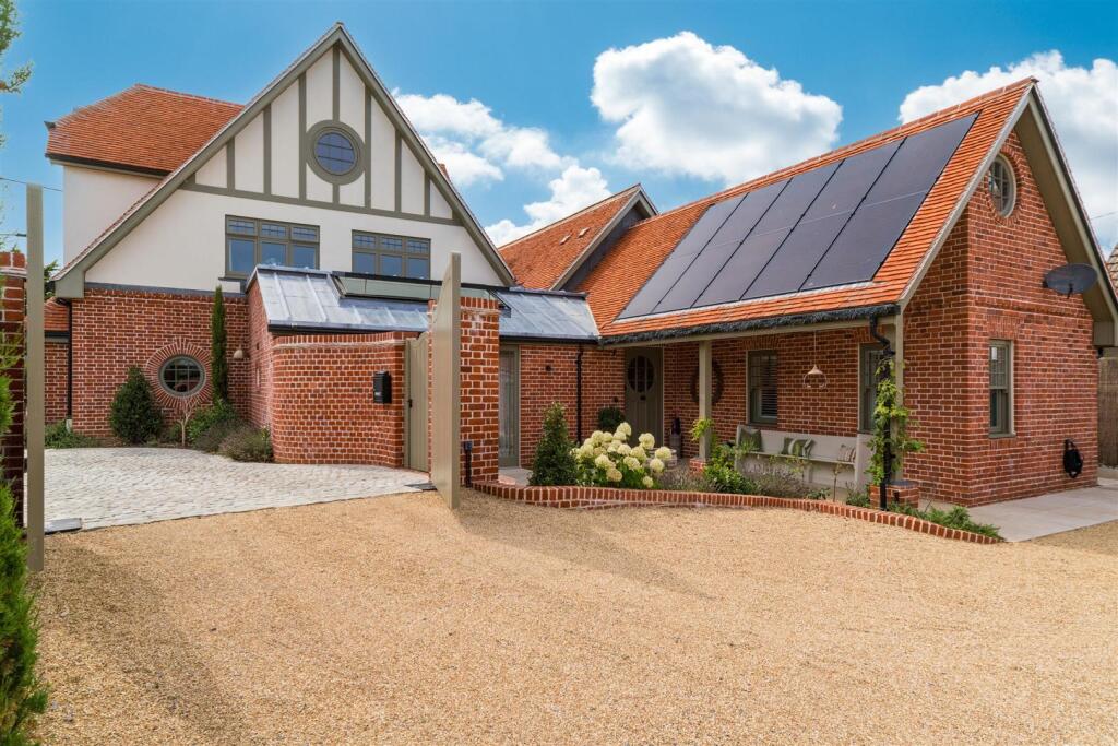 House in Bembridge, Isle of Wight - View 2