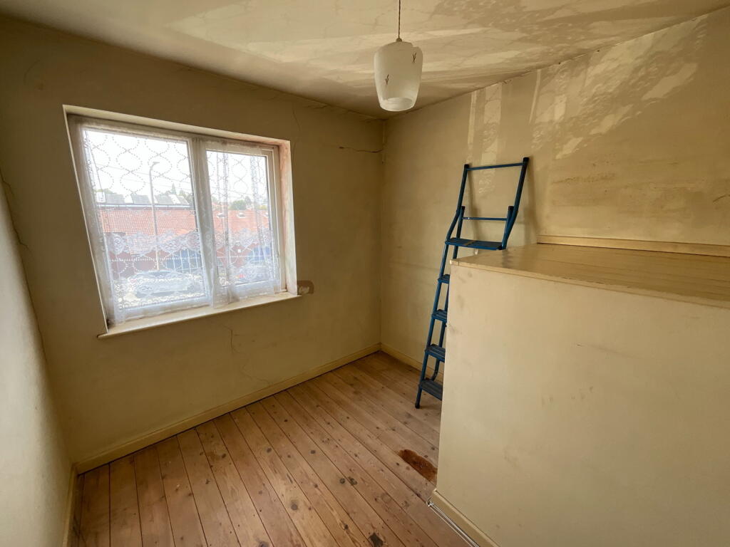 House in Dudley, West Midlands - View 6