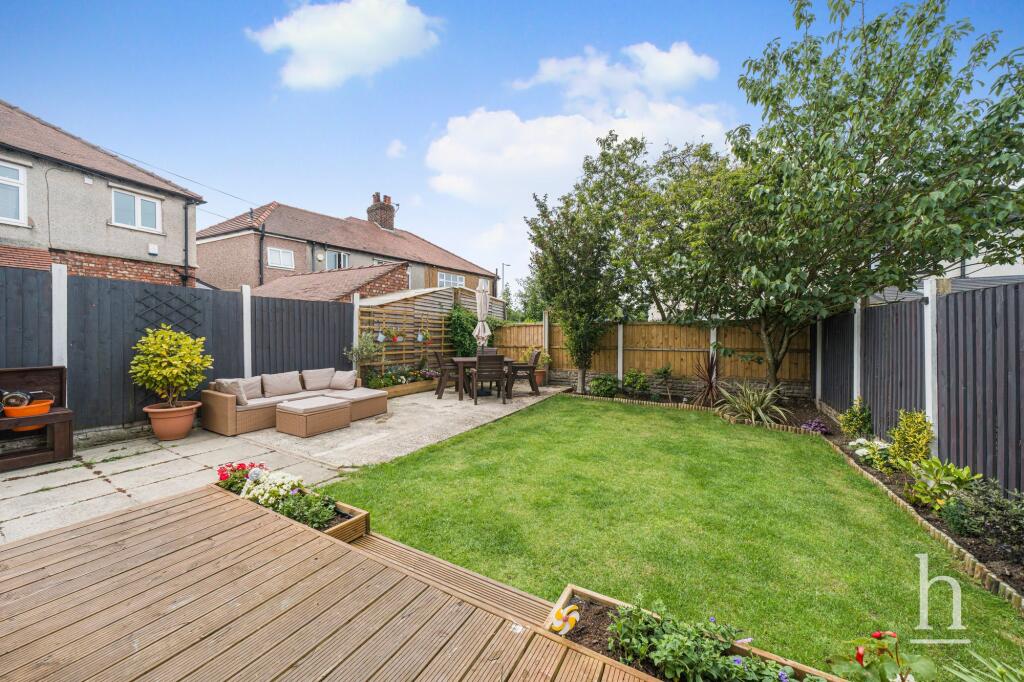 House in Wirral, Liverpool City Region - View 4