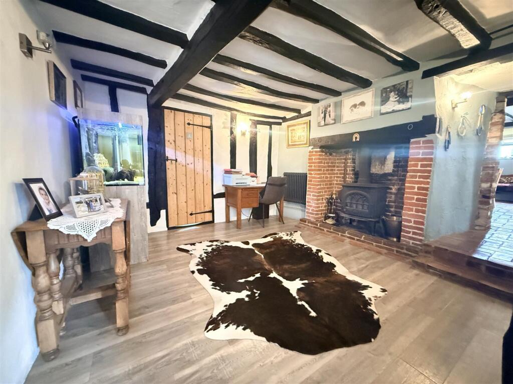 House in Norwich - More
