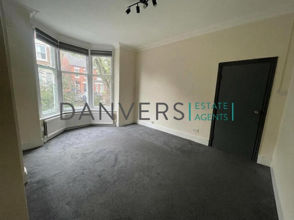 House in Leicester, City of Leicester - More