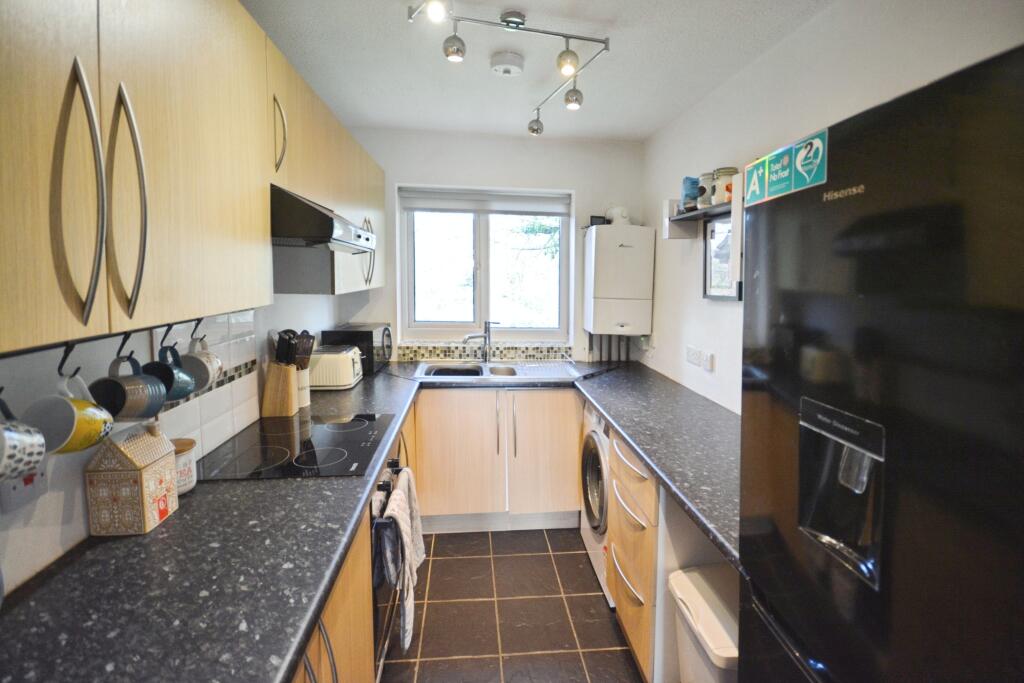 Apartment in Hatfield, Hilltop - View 3