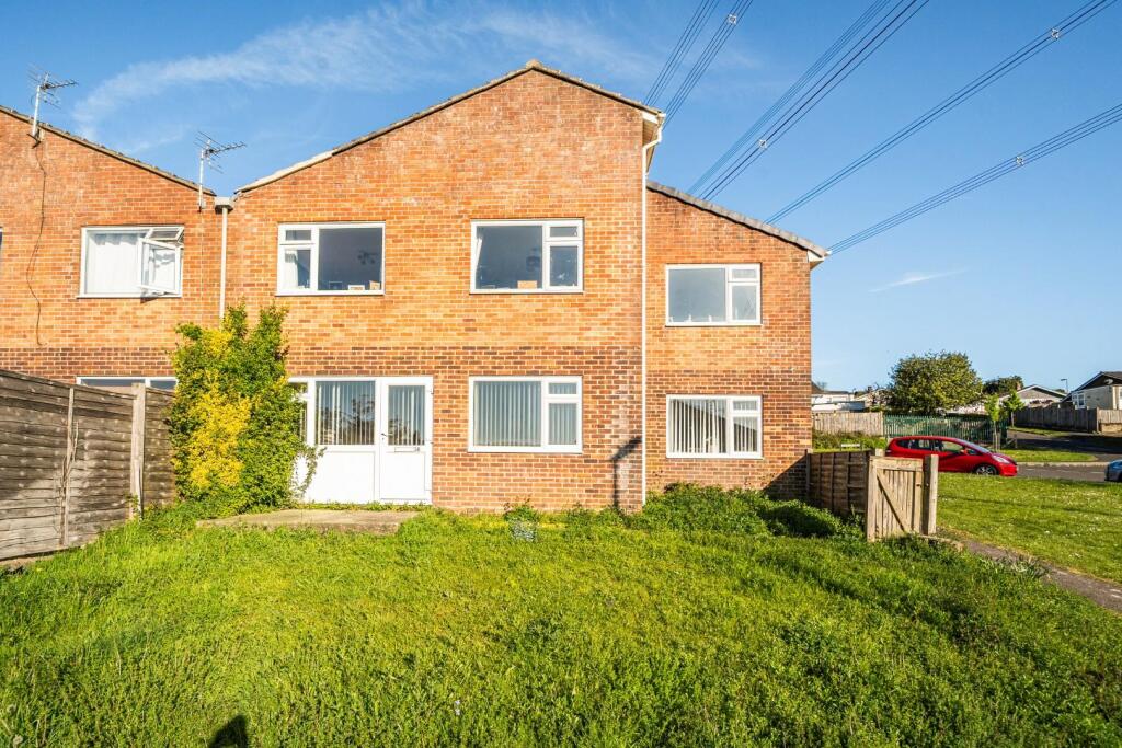 Main image of property: First Avenue, Catherington, Waterlooville