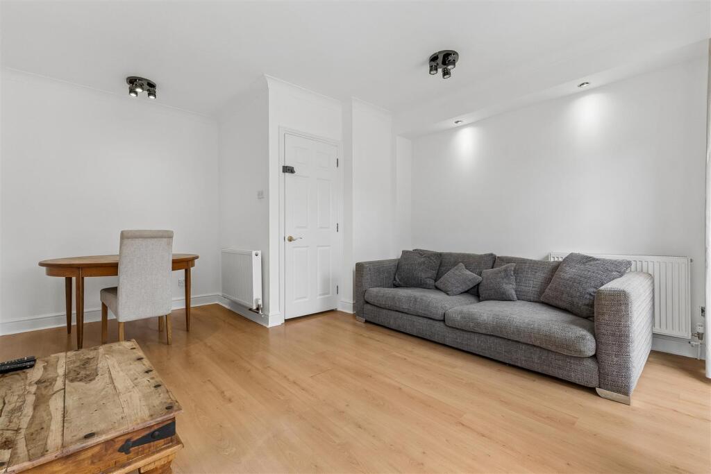 House in London - View 4