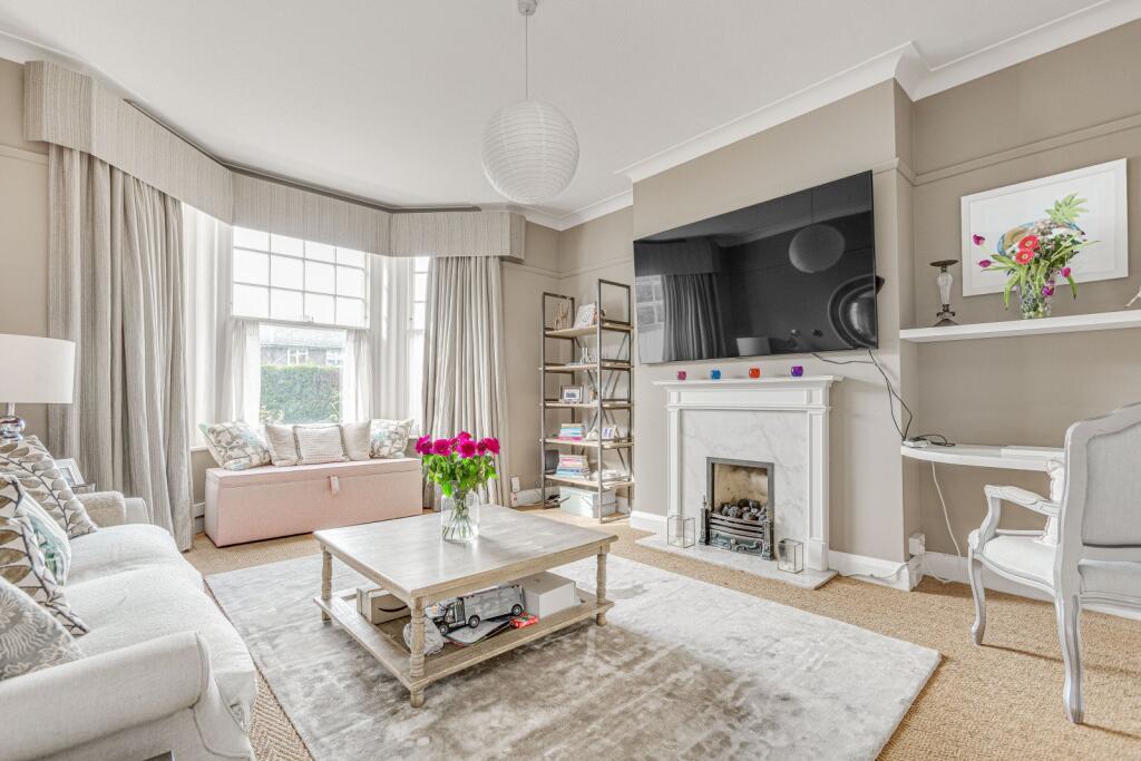 Main image of property: Sutton Court, 
Fauconberg Road, W4