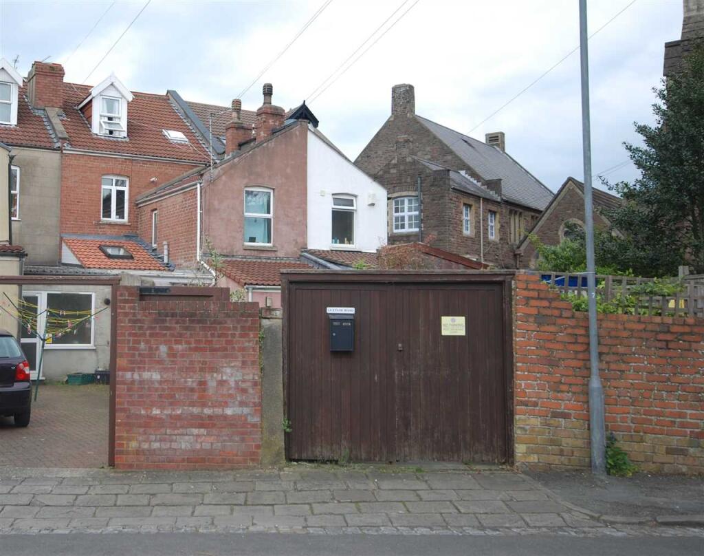 Main image of property: Ground Floor Rear Flat, Etloe Road