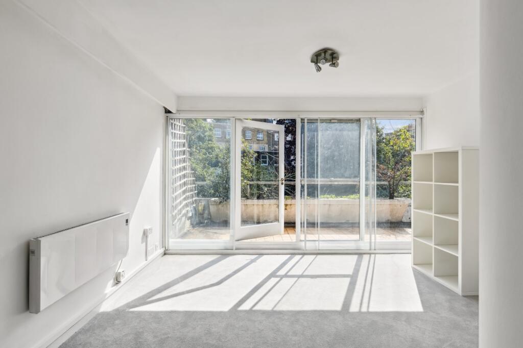 Main image of property: Hanover Steps,
St. Georges Fields, W2