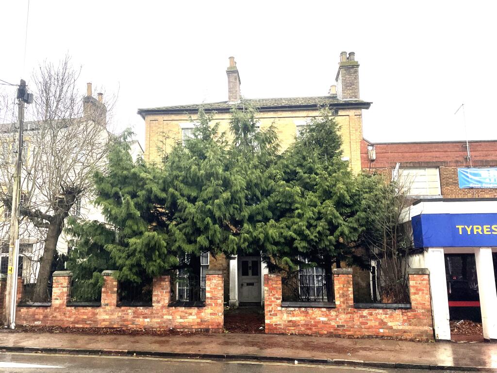 Main image of property: 4, Bilton Road, Rugby