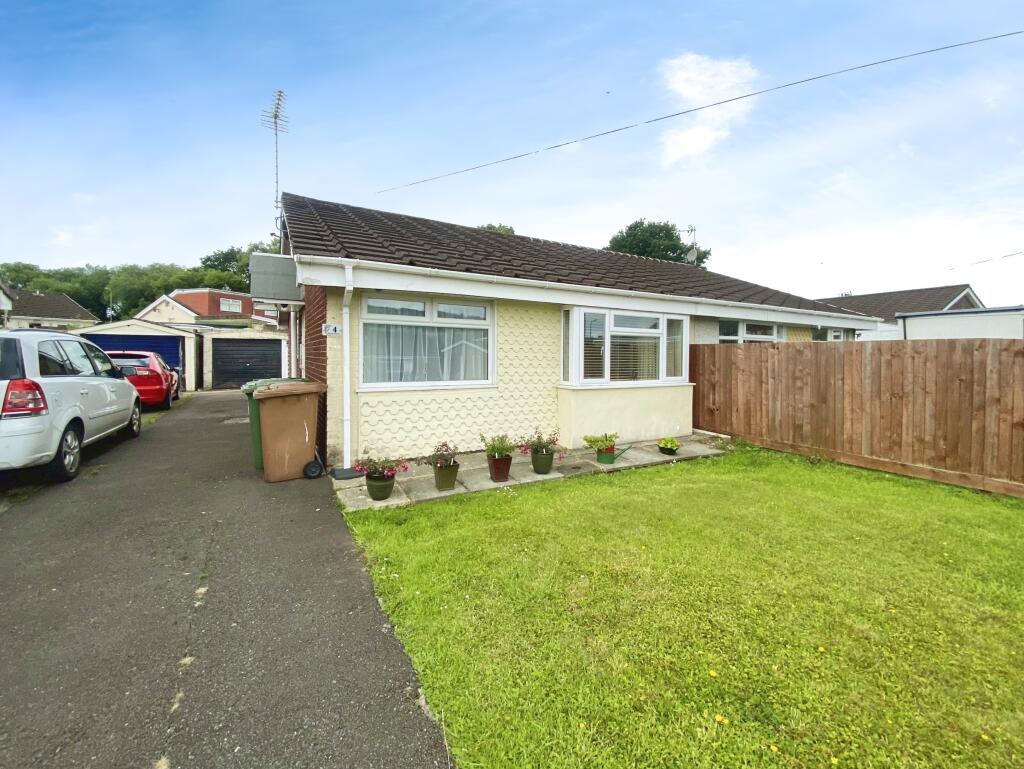 Main image of property: Hazel Grove, Park Avenue