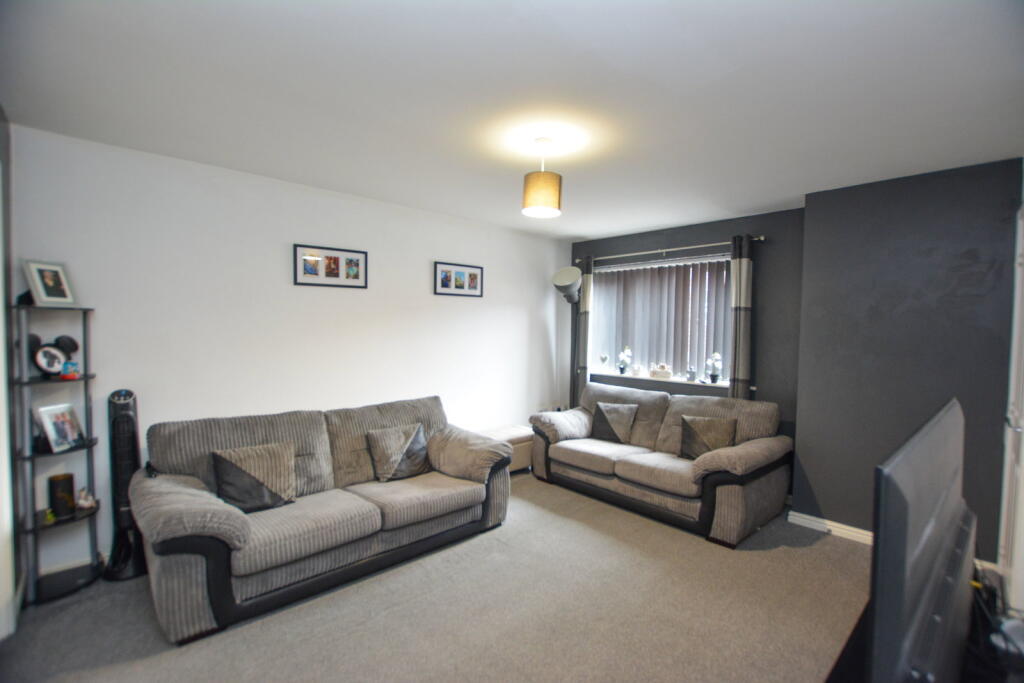 North Croft, Atherton M46 0SW photo 5