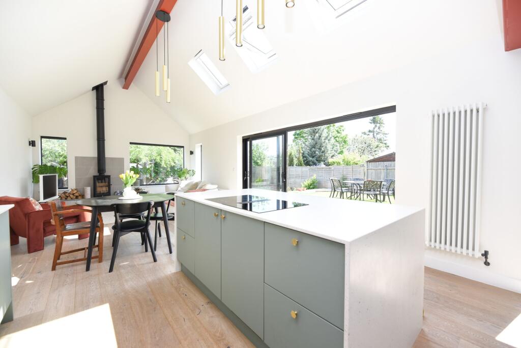 House in Huntingdonshire, Oxmoor, Huntingdon - View 4