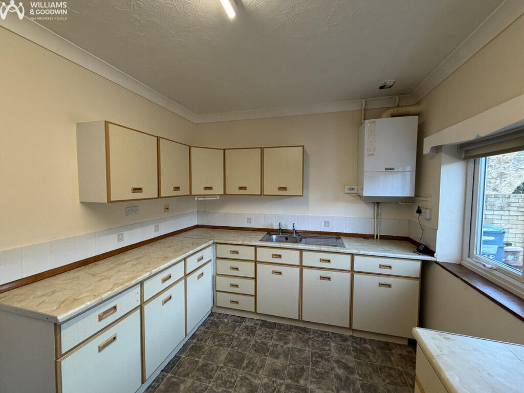 House in Llandudno - View 5