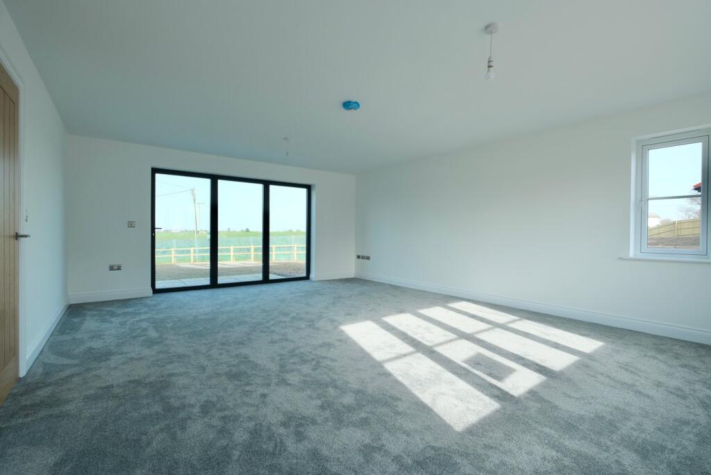 Manor Farm, Great Raveley, Huntingdon, PE28 photo 2