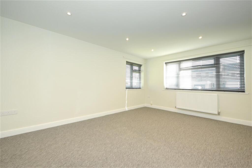 Apartment in Oxford - View 2