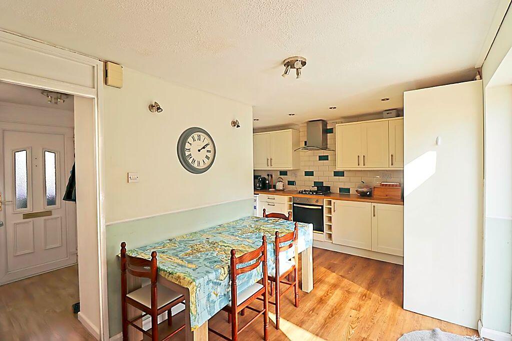 House in Basildon, Essex - View 4
