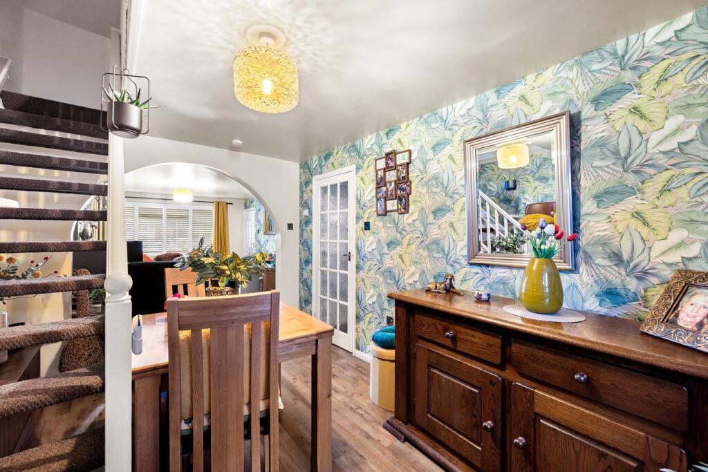 Moat Farm Road, Folkestone, CT19 - View 6