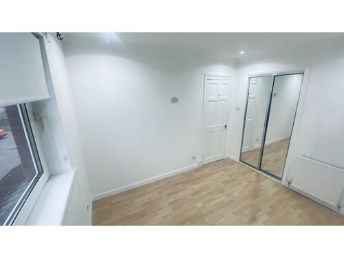 Apartment in Motherwell, North Lanarkshire - View 5