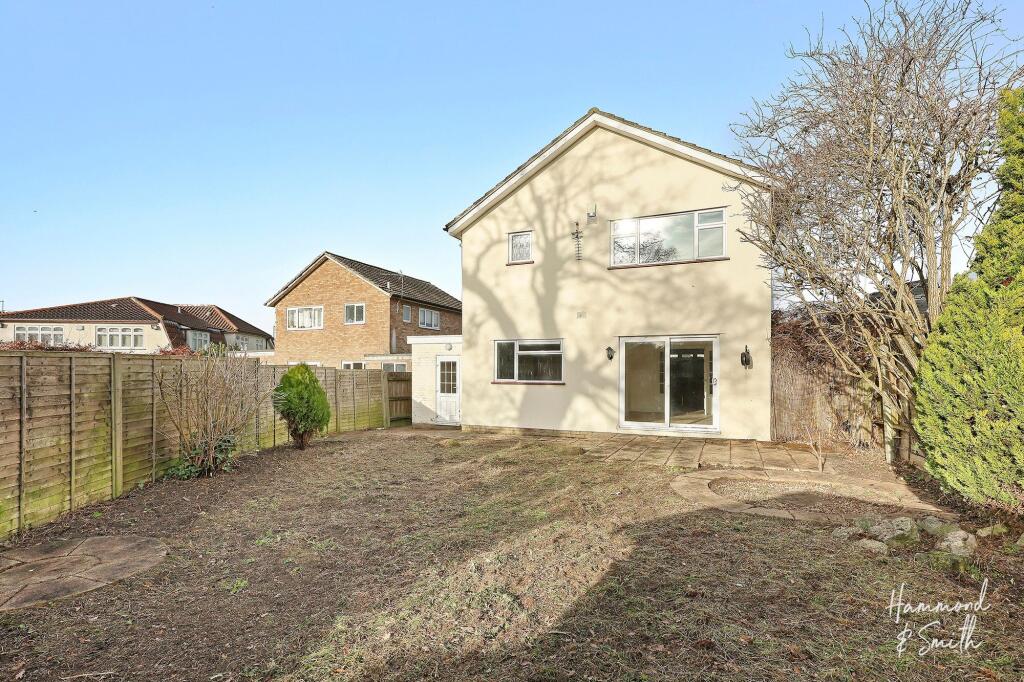 High Road, North Weald, CM16 photo 4