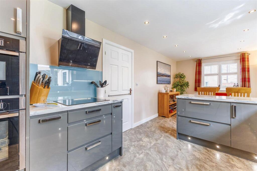 Pardoe Drive, Pershore, WR10 photo 4