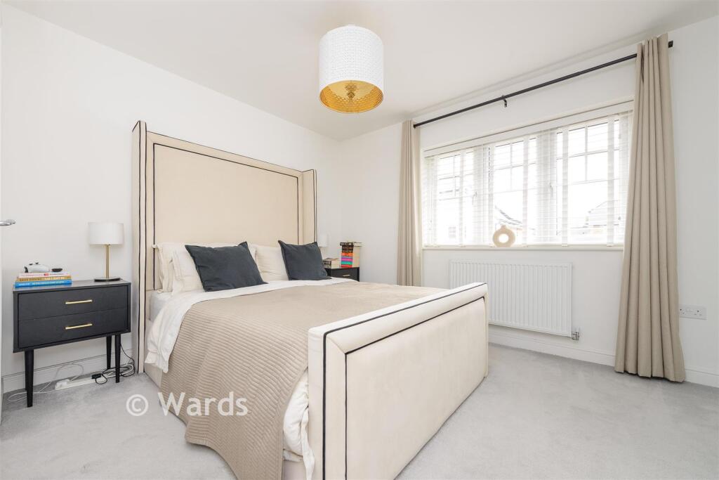 House in Hoo St Werburgh, Medway - More