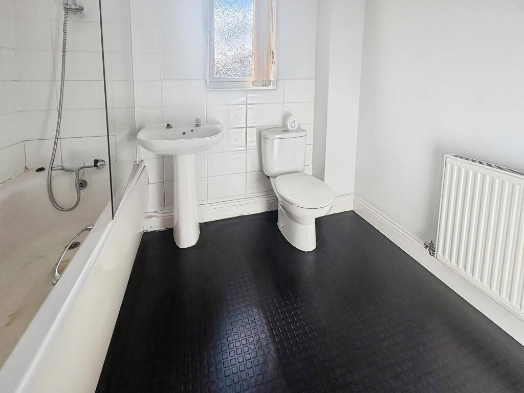 Apartment in Coventry - View 4