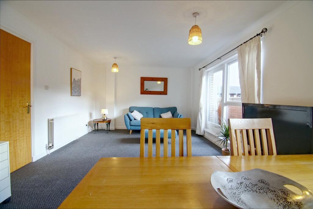 Apartment in Glasgow - More