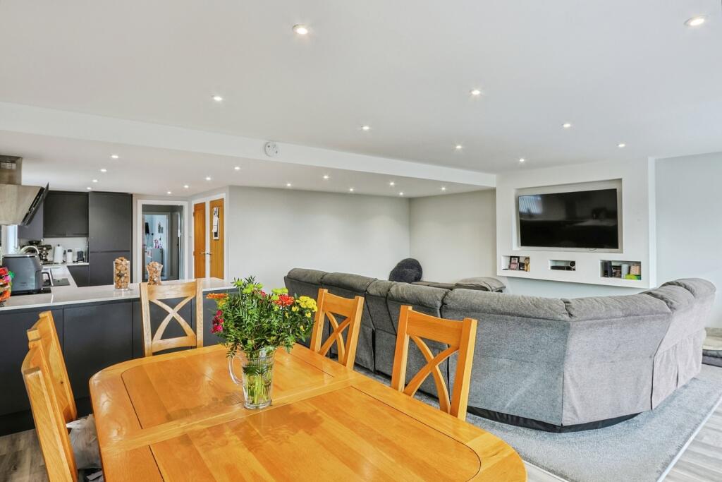 Franklyn Close, Poole, Dorset, BH16 photo 4