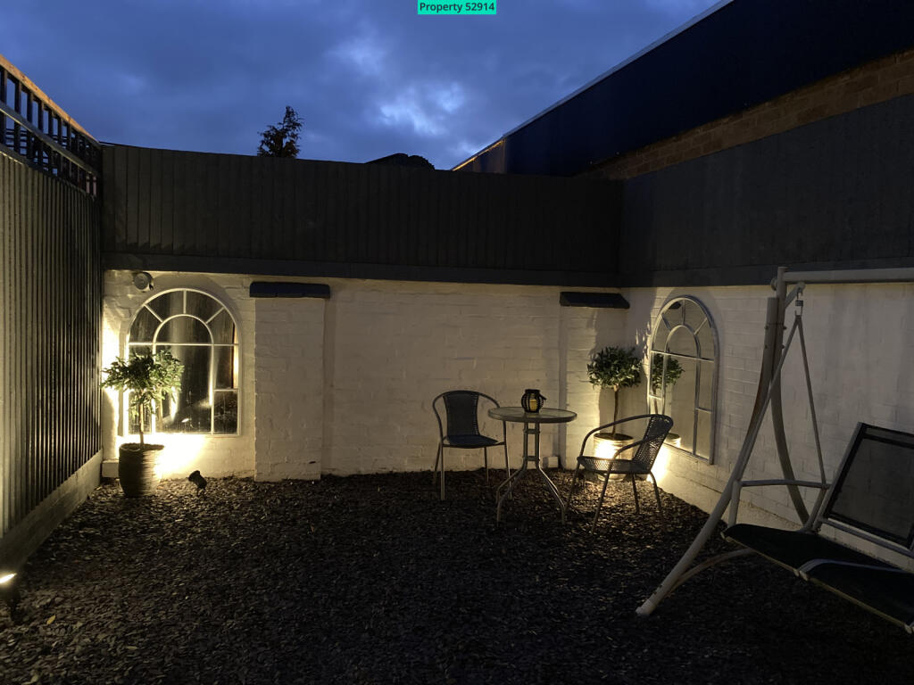 House in Leicester - View 5