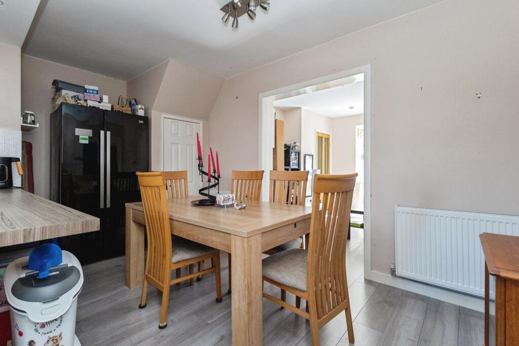 House in Tameside, Greater Manchester - View 4