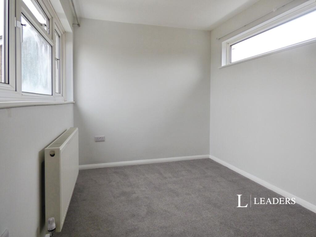 House in Worthing, West Sussex - More