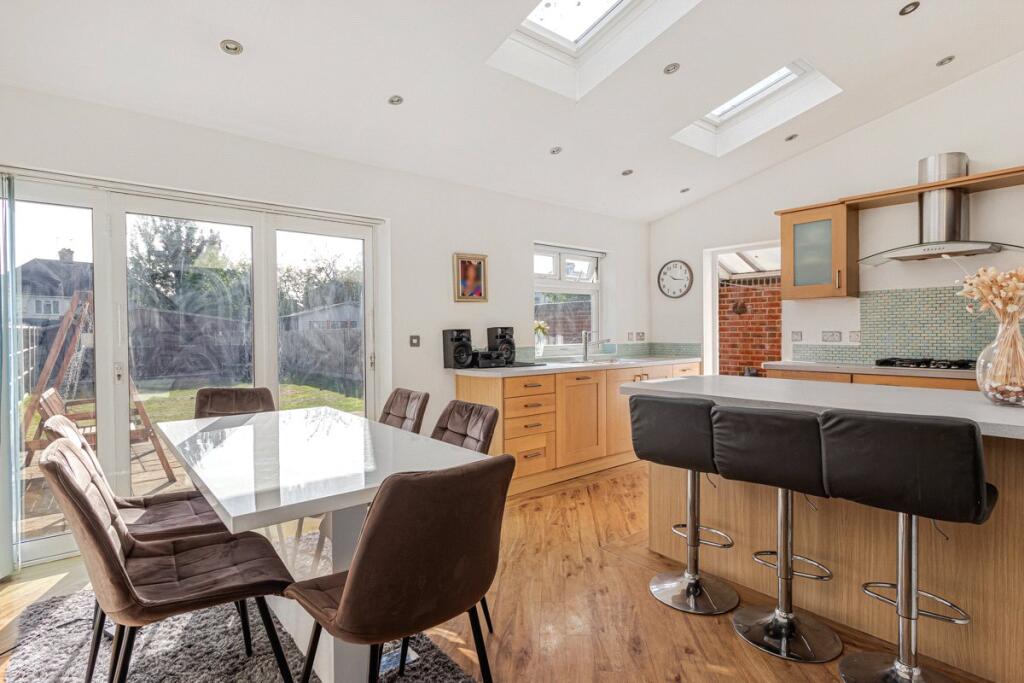 House in Dartford - View 3
