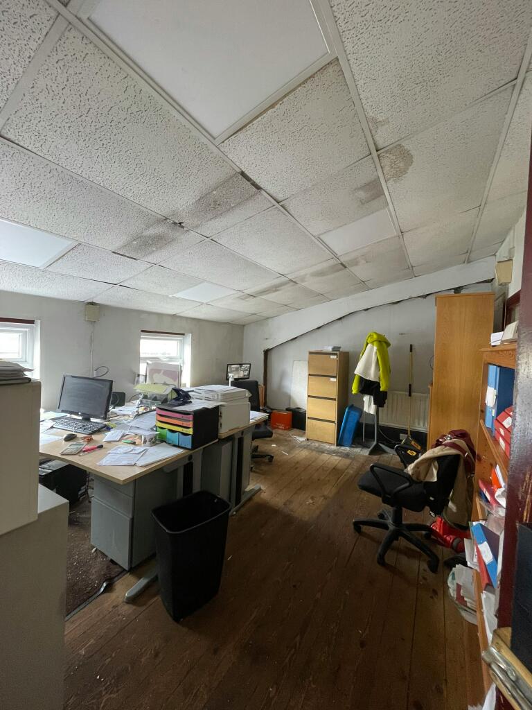 Unit B8 Crabtree first floor office