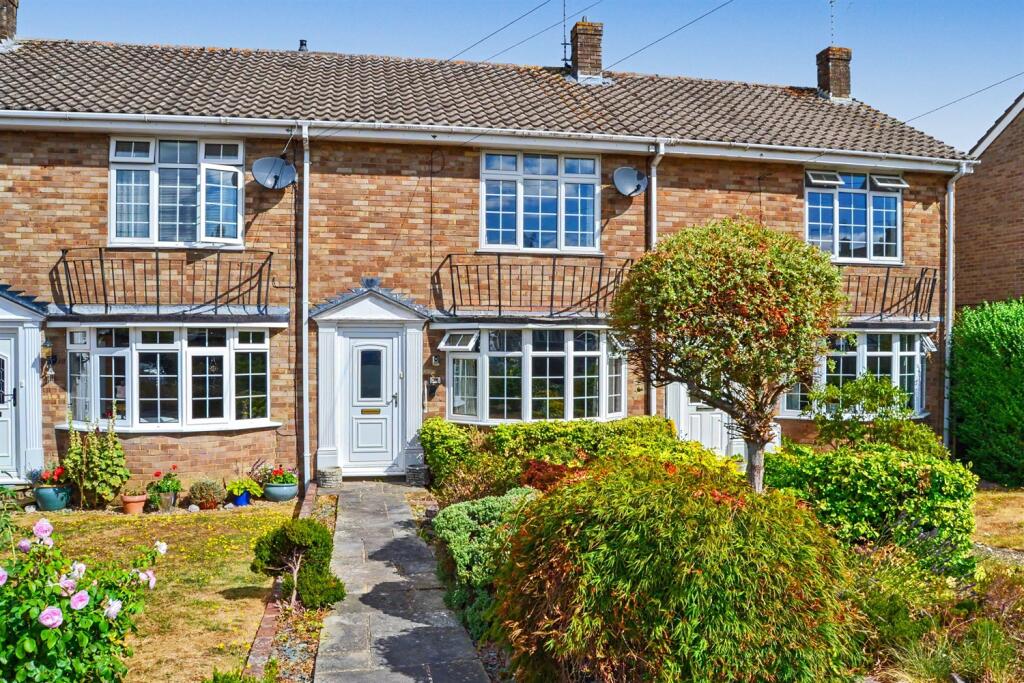 Main image of property: Greenfields Close, Horsham, RH12