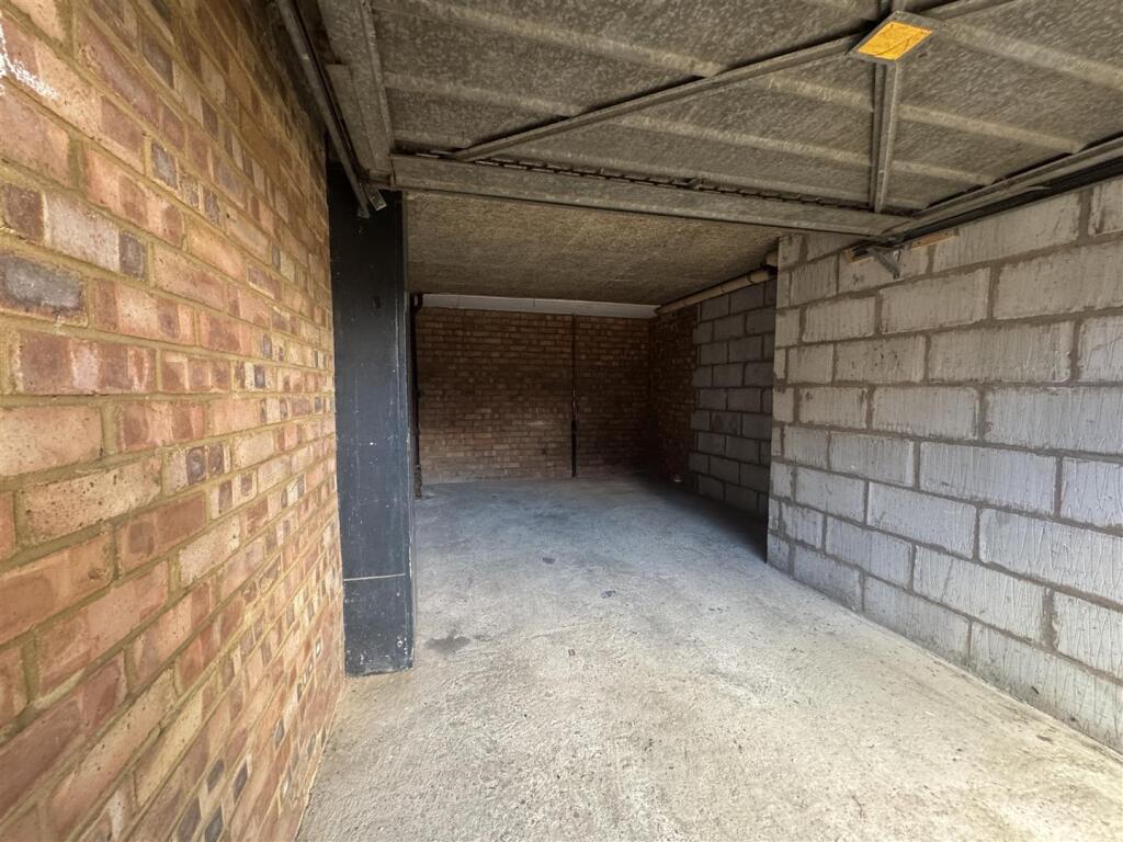 Main image of property: Justin Close, TW8