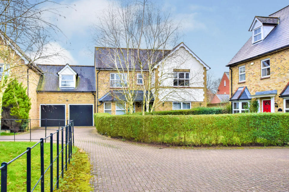 4-bed detached on Chatsworth Avenue, Great Notley, Essex, £500,000
