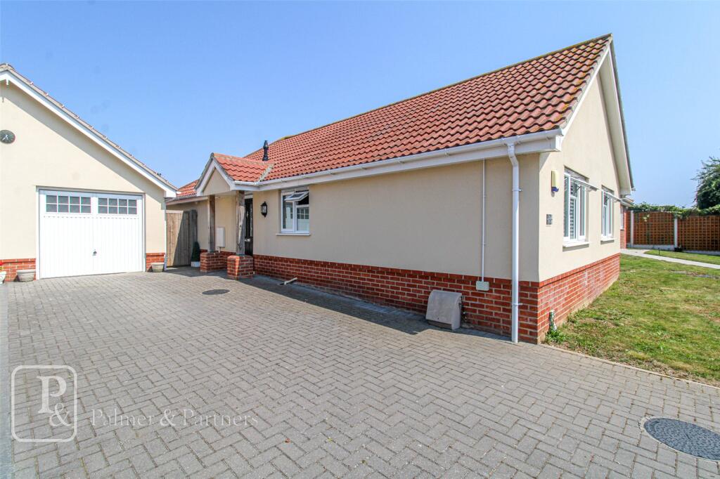 3-bed house on London Road, Clacton-on-Sea, Essex, CO16, £360,000