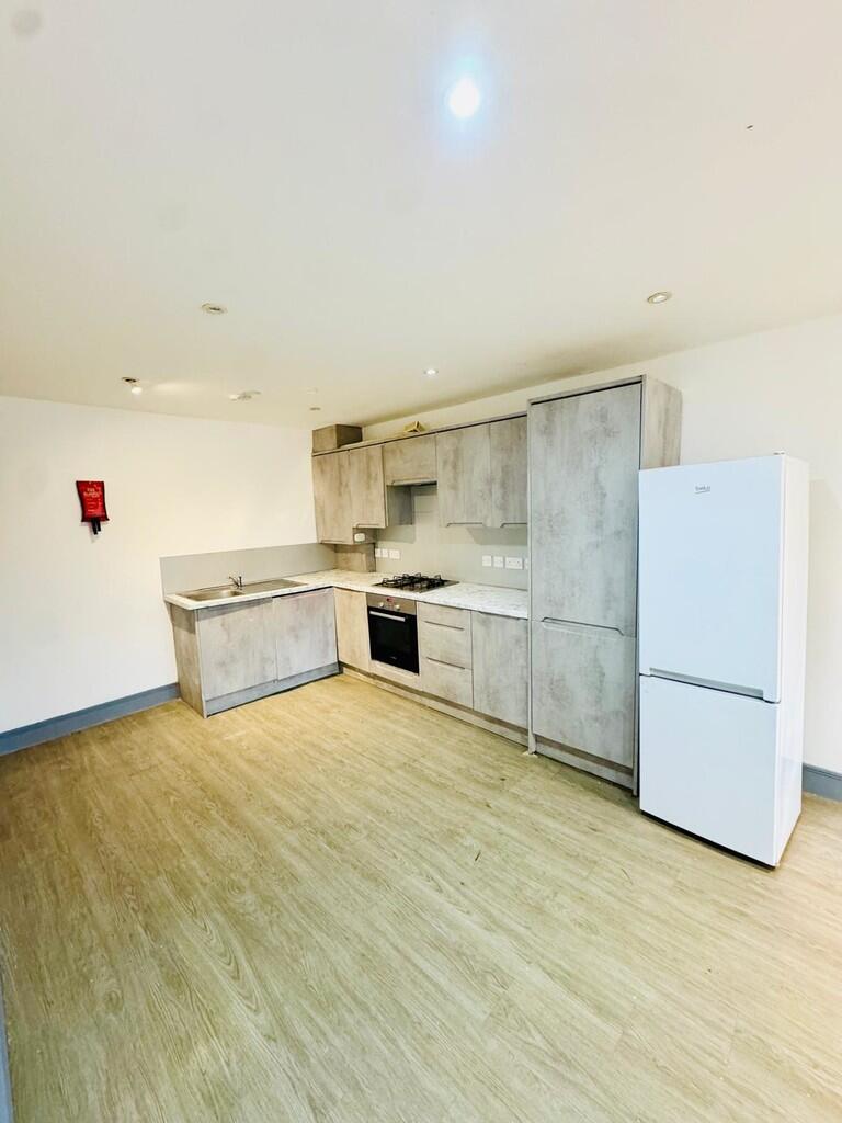 Main image of property: Queen’s Road, Buckhurst Hill, IG9 5BW