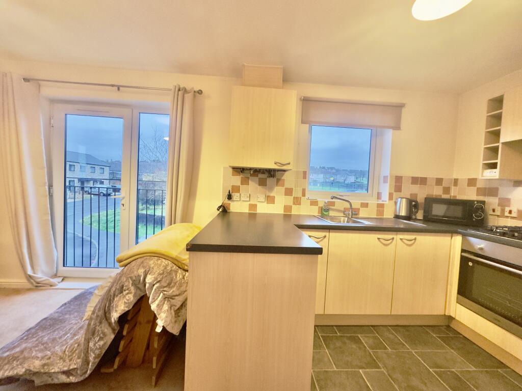 Apartment in Newport - View 5