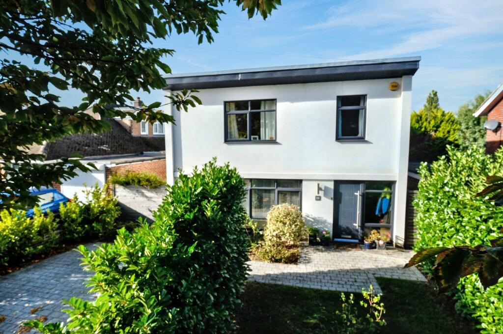 Main image of property: Chignal Road, Chelmsford, CM1