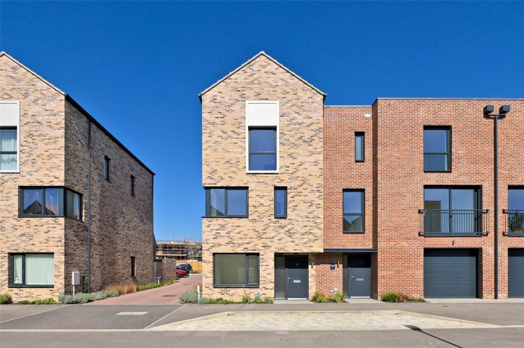Main image of property: Lady White Crescent, Oxford, Oxfordshire, OX2