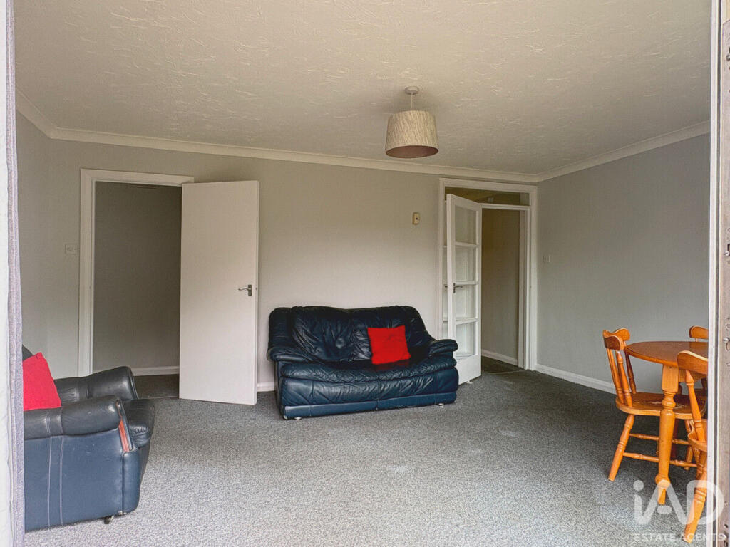 Apartment in Reading - More