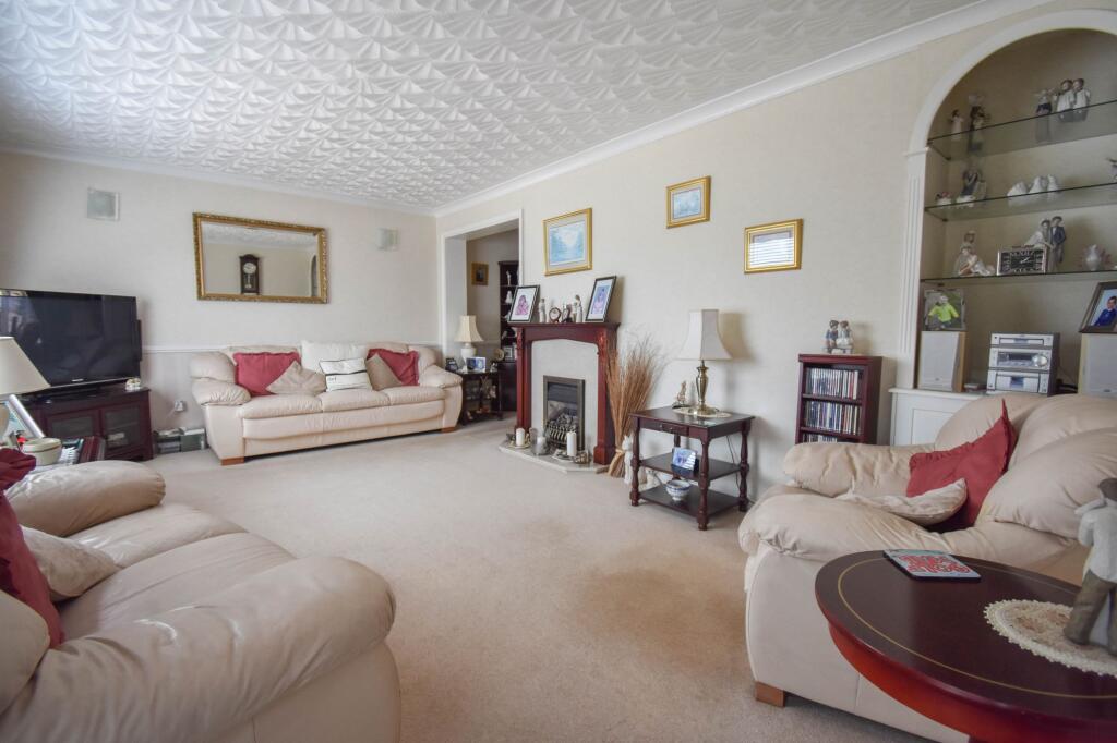 Highbury Grove, Clapham, MK41 photo 3