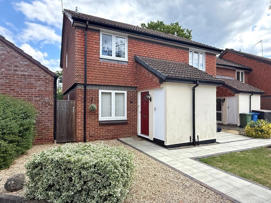 Main image of property: Wythemede, Foxley Fields, Binfield, RG42