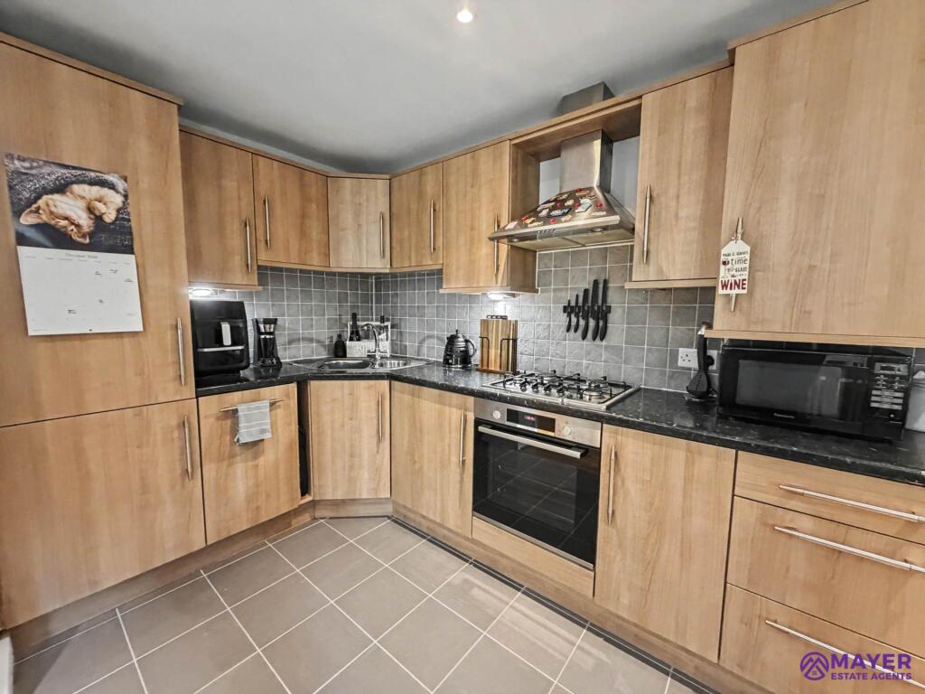 Apartment in Plymouth - View 3