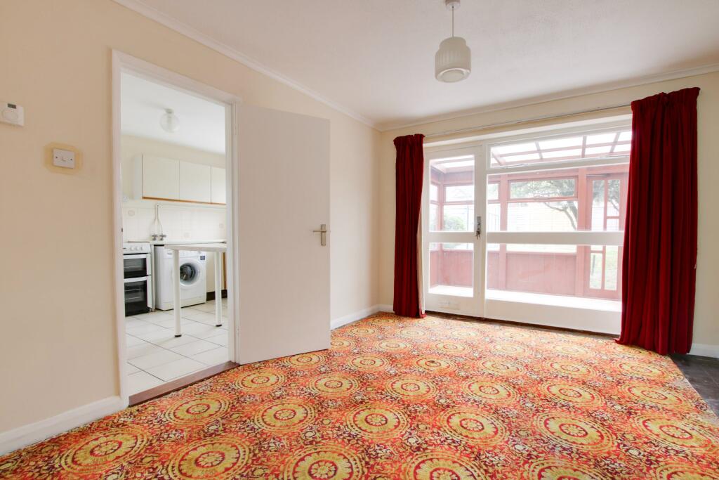 House in Portsmouth - View 4