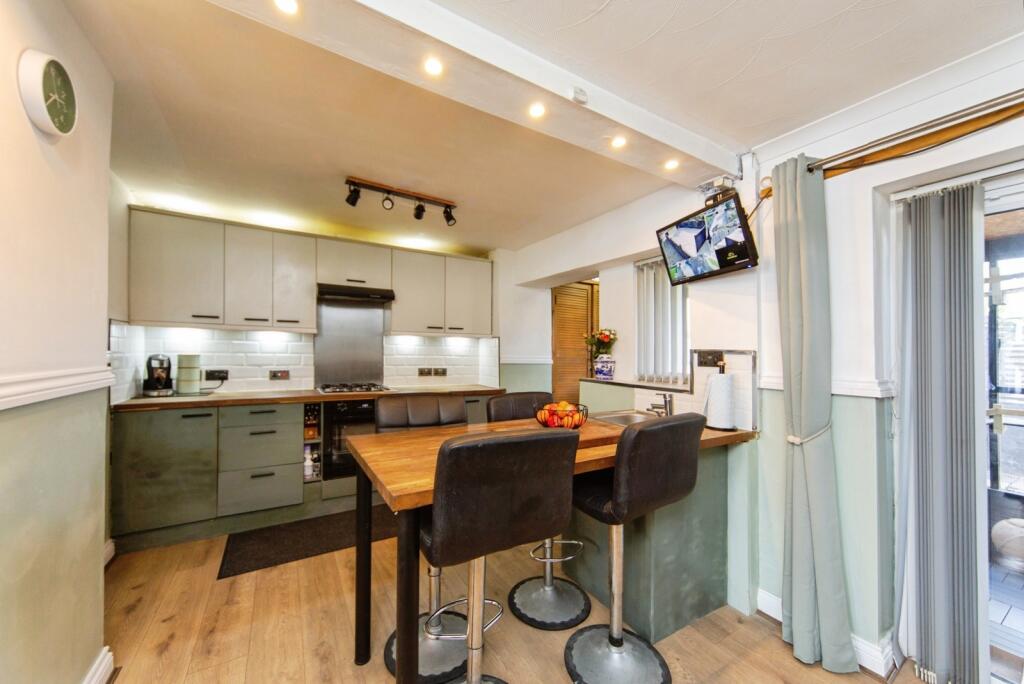 Sandfield Road, Upton, Wirral, Merseyside, CH49 photo 4