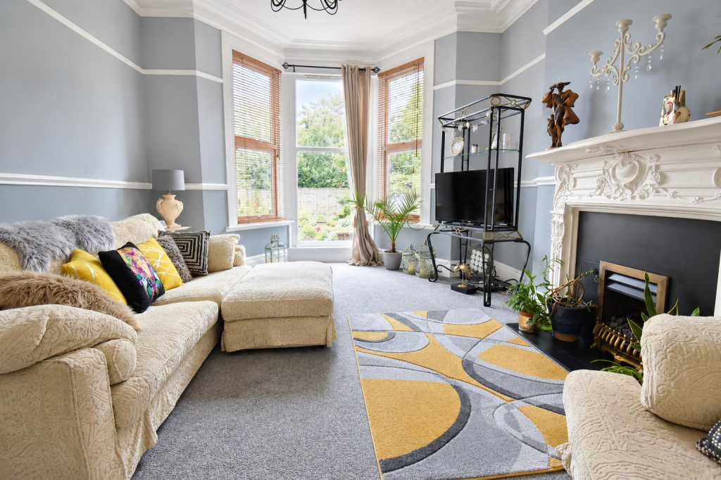 Apartment in Bristol, Henleaze - View 5