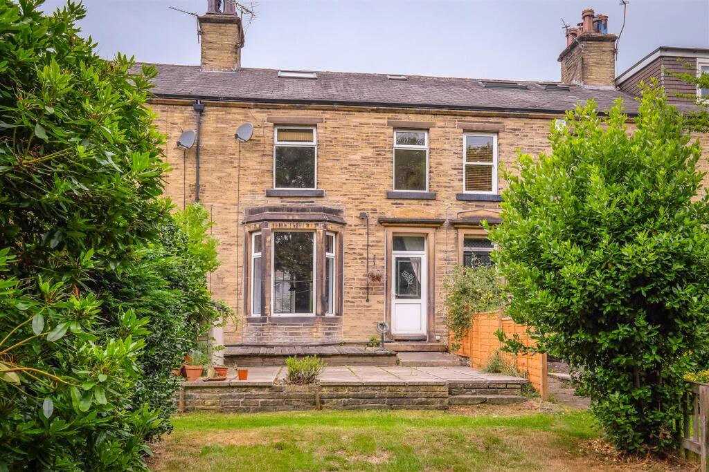 Main image of property: Osborne Grove, Lightcliffe